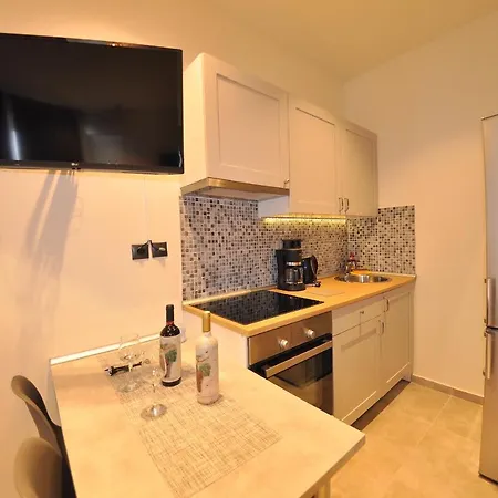 Hill Апартаменты *